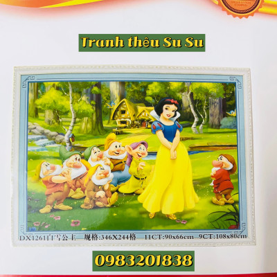Tranh thêu kín Bạch tuyết và 7 chú lùn, kích thước 90 x 66 cm