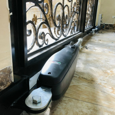 Motor cổng tự động tay đòn Roger Italia Smarty 5 