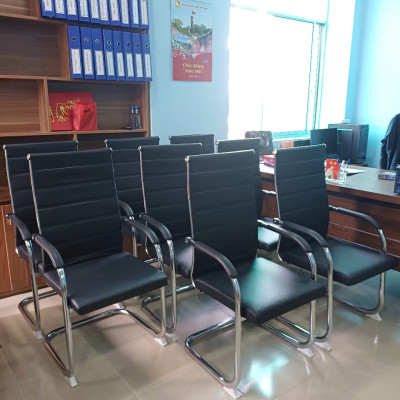 Ghế văn phòng chân quỳ lưng cao CH4603-P Nội thất Capta Ghế phòng họp nệm pvc chống thấm nước khung thép chân quỳ thép tại hcm