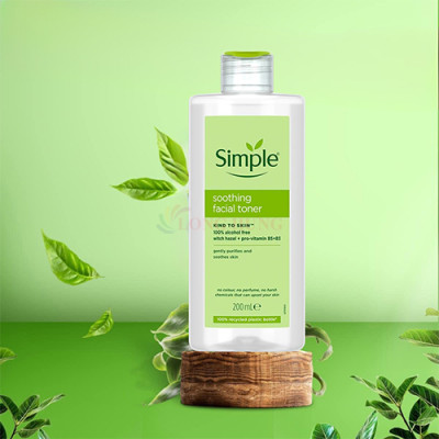 Nước cân bằng da Simple Kind To Skin Soothing Facial Toner giúp làm dịu da (200ml) - Hàng chính hãng