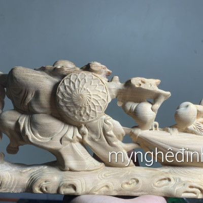 Tượng phật di lặc kéo bao vàng bằng gỗ ngọc âm thơm nức kt 30×12×9cm 