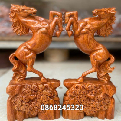 TƯỢNG CON NGỰA NHẤT MÃ PHI THIÊN BẰNG GỖ HƯƠNG ĐÁ KT CAO 15CM 