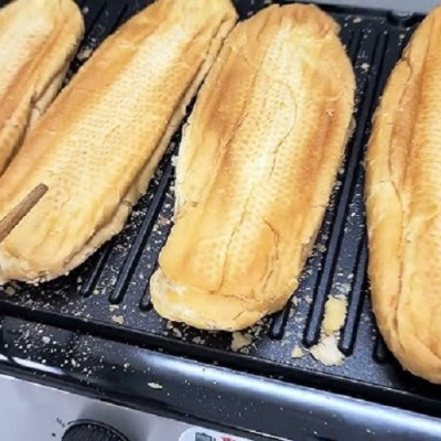 Máy Kẹp Nướng Bánh Mì Đa Năng Nướng Cá Bánh Mì Thịt Xiên 2 Mặt Chống Dính Bennix BN-901EG- Hàng Chính Hãng