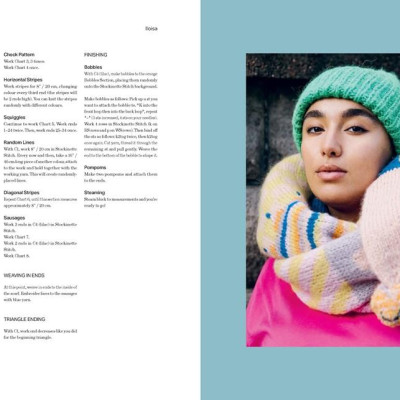 Sách - 52 Weeks of Easy Knits - Beautiful Patterns for Year-Round Knitting by Laine (UK edition, Paperback - with flaps)