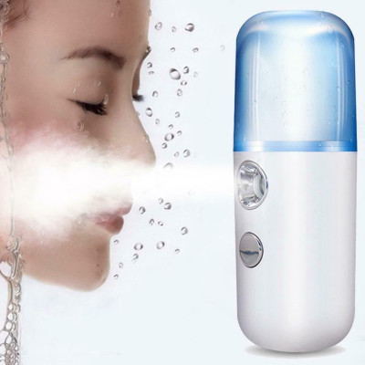 Sản phẩm dụng cụ trang điểm làm đẹp - Xịt khoáng nano mini cầm tay , xịt  phun sương mặt , cấp ẩm , mịn màng ,mát mẻ , không bị khô ,hợp với người ngồi văn phòng , thiết kế nhỏ gọn dễ mang theo mọi nơi
