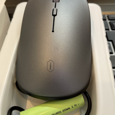 Chuột WiWU Wireless Dual Mode Mouse WM104 Dành Cho Các Thiết Bị Có Bluetooth Có Chân Sạc Type-C - Hàng Chính Hãng