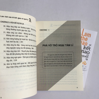 Combo 2 cuốn: Làm Thế Nào Để Kết Giao Với Người Lạ + Bí Mật Sau Những Hành Vi Nhỏ có bookmark