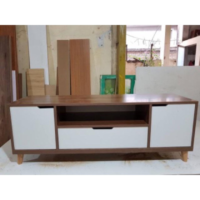 Kệ tivi hiện đại K135