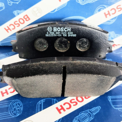 Bố Thắng Trước Toyota Vios Limo 2008-2013 (OEM: 04465-YZZR6) - Bosch BP 1423