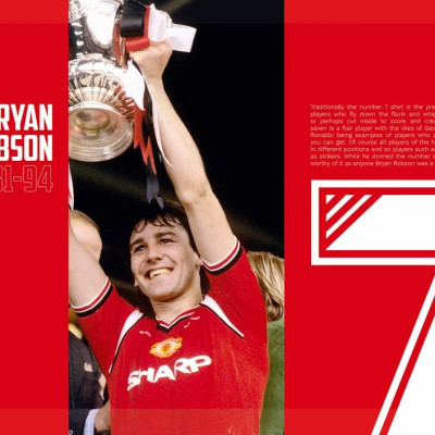 Sách - Manchester United Magnificent Number 7s by Rob Mason Daniel Brawn (UK edition, hardcover)