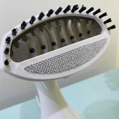 Bàn là hơi nước cầm tay Lock&lock Handy Steamer ENI222WHT (Model New) - Hàng chính hãng