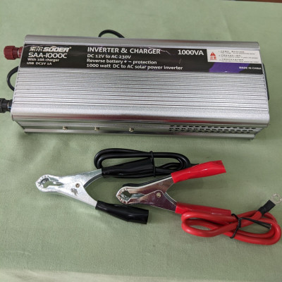 Bộ Chuyển Đổi Điện 12V Lên 220V Kiêm Sạc Bình ẮQuy Thông Minh Suoer 1000W Cao Cấp