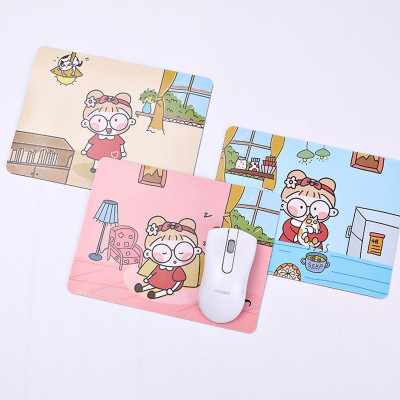 Miếng Lót Chuột Máy Tính Họa Tiết Dễ Thương Tươi Tắn (Giao Mẫu Ngẫu Nhiên)