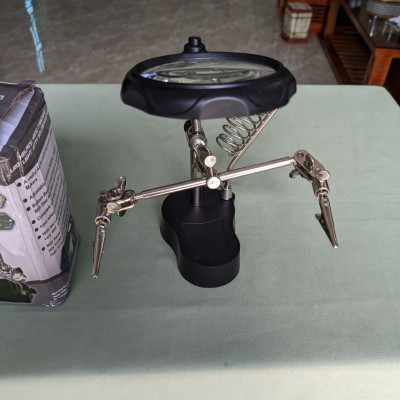 Kính Lúp Kẹp Hàn Mạch Điện Tử Có Đèn LED - Chất Lượng Cao, Rất Chắc Chắn