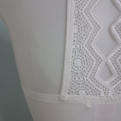 Áo Bra nâng ngực không gọng không đường may Vicci AV.16 mút mỏng có thể tháo rời kiểu dáng thời trang