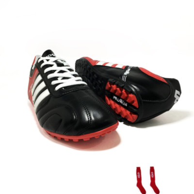 Giày Đá Bóng Sân Cỏ Nhân Tạo Prowin 3 Sọc Đen Chính Hãng