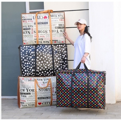 Túi bạt vuông đựng hành lý , chăn quần áo kích thước lớn 50 x 35 x 20 cm ,dây kéo 2 đầu , cạnh túi được bo viền có quai xách 2 bên chắc chắn giúp dễ di chuyển ,chống thấm nước , phù hợp đựng hành lý đi chơi xa, dã ngoại