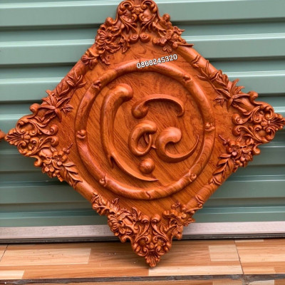 Bộ tranh khắc chữ phúc lộc thọ ,khung viền góc khắc đốt trúc ,tùng ,cúc ,trúc ,mai bằng gỗ hương đá kt mặt vuông 40×3.5 ,đo chéo 55cm