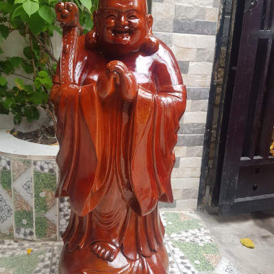 Tượng Gỗ Mỹ Nghệ Phật Di Lặc Đứng Trên Bao Tiền to Chúc Phúc Tay Cầm Như Ý dãy tiền Size Cao 80cm Đk 30cm Sâu 20cm Anh Chị Trưng Bày Phòng Khách ở Nhà , Công Ty, cửa hàng quà biếu tặng ạ