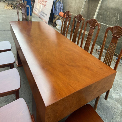 Bộ Bàn Ăn 10 Ghế Xẻ Quạt Gỗ Hương Đá