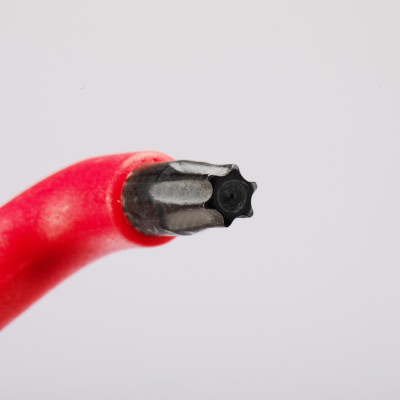 Cờ lê đầu sao torx T27 x 170mm cách điện 1000V VDE SATA 84805