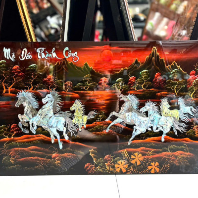 Tranh sơn mài - MÃ ĐÁO THÀNH CÔNG - Khảm cừ size 50x80 cm