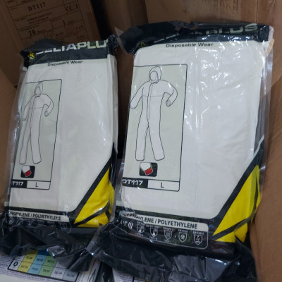 Bộ quần áo phòng dịch deltaplus DT117