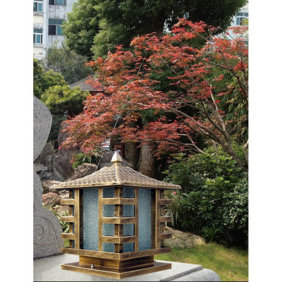 Đèn trụ cổng kiểu dáng sang trọng trang trí ngoại thất.