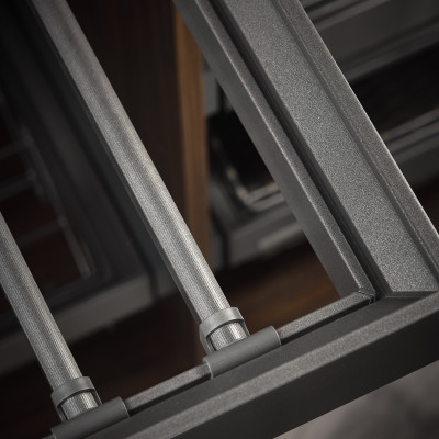 Phụ kiện của tủ áo (Giá vắt quần âu ray giảm chấn tích hợp khay để đồ trang sức, cà vạt mã GW002.800A thương hiệu Gerari)