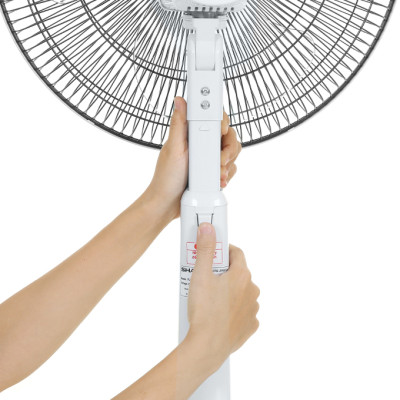 Quạt lửng Sharp PJ-L40RV-WH, 3 cánh - 50W, Remote - Hàng chính hãng - Bảo hành 12 tháng