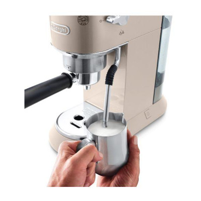 Máy pha cafe Delonghi EC885 - Áp suất 15 bar - Dung tích bình chứa 1.1 Lít - Công suất 1300W - Hàng chính hãng