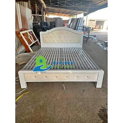 Giường sắt hộp cao cấp màu trắng kem kích thước từ (1m4x2m, 1m6x2m,1m8x2m) chất liệu sơn tĩnh điện giá xưởng