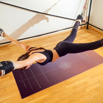 Thảm tập yoga chính hãng Yvonne, Pole Star Brown (TẶNG KÈM 3 QUÀ TẶNG) dày 6mm, bề mặt nhám, siêu bám, chống trơn trượt, thấm hút mồ hôi, càng nhiều mồ hôi càng bám, dễ vệ sinh, bề đẹp, sang trọng