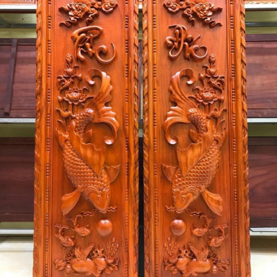 Cặp Tranh treo tường lý ngư vọng nguyệt bằng gỗ hương đỏ kt 37×117×4cm
