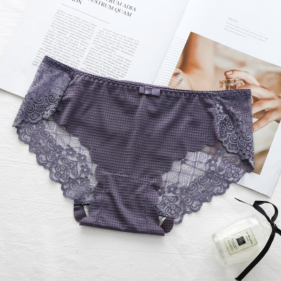 Quần Lót Cotton Su Phối Ren Hoa Mặt Sau 2212