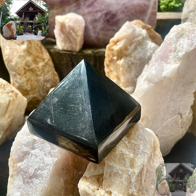Kim tự tháp đá obsidian NHA SAN T639 Viên ngọc đen mang lại may mắn, tài lộc - 1.1 kg (8 x 10 cm)