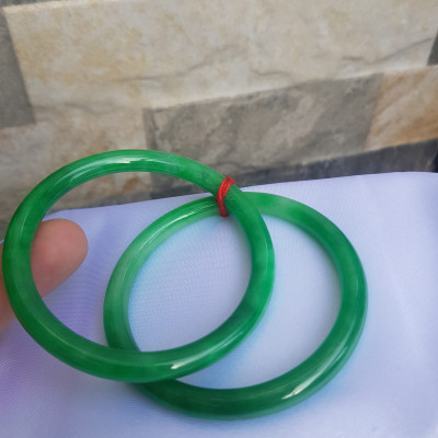 Cặp Vòng tròn 51mm x 6mm Màu xanh ngọc đậm bóng đẹp ạ Nữ mệnh Mộc Hỏa Thủy 50kg - 56kg ạ