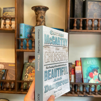 Sách - The Crossing by Cormac McCarthy/ Tiểu thuyết tiếng Anh/ Fiction/ English