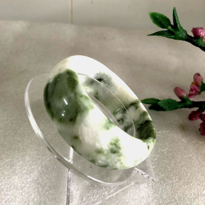 Vòng tay đá cẩm thạch xanh ngọc tự nhiên 100% cho người mệnh Hỏa và Mộc