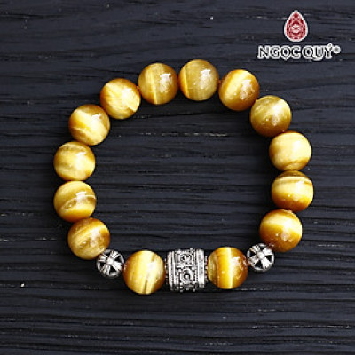 Vòng đá thạch anh mắt hổ AAA phối charm bạc mệnh thổ,kim - Ngọc Quý