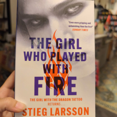 Sách - The Girl Who Played with Fire: the hair-raising sequel to The Girl With The Dragon Tattoo by Stieg Larsson