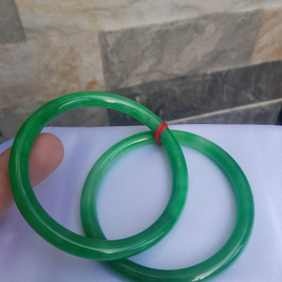 Cặp Vòng tròn 51mm x 6mm Màu xanh ngọc đậm bóng đẹp ạ Nữ mệnh Mộc Hỏa Thủy 50kg - 56kg ạ