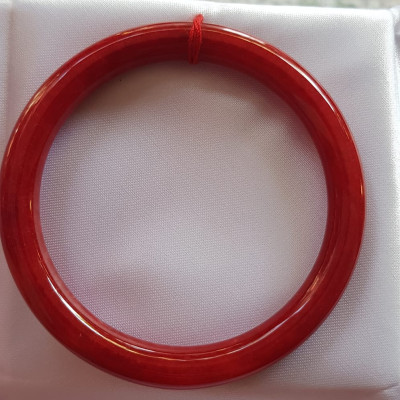Vòng Cẩm Thạch đỏ đẹp đậm đều bóng xinh quá ni 54mm x cọng 7mm Vòng  chuẩn hợp nữ mạng hỏa mạng thổ 53kg- 60kg đeo đẹp tay may mắn tốt sức khỏe công việc rực rỡ tài lộc ạ Món quà tặng ý nghĩa dành cho Mẹ chính mình & người thân ạ