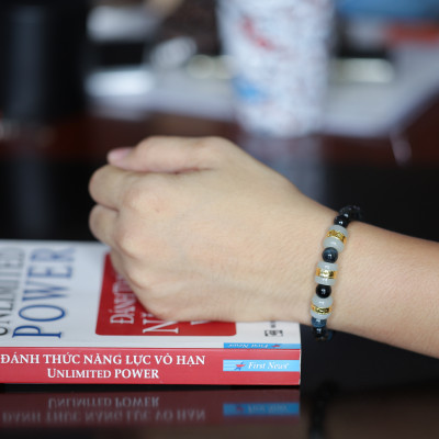 Vong Tay Nam Mắt Hổ Xanh 8m + 3 Lu Ngọc