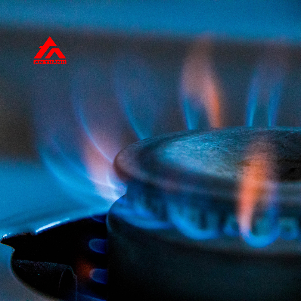 Bếp Cháy Không Đều, Lửa Nhỏ? Có Khi Chỉ Vì 1 Lỗi Nhỏ Ở Dây Gas