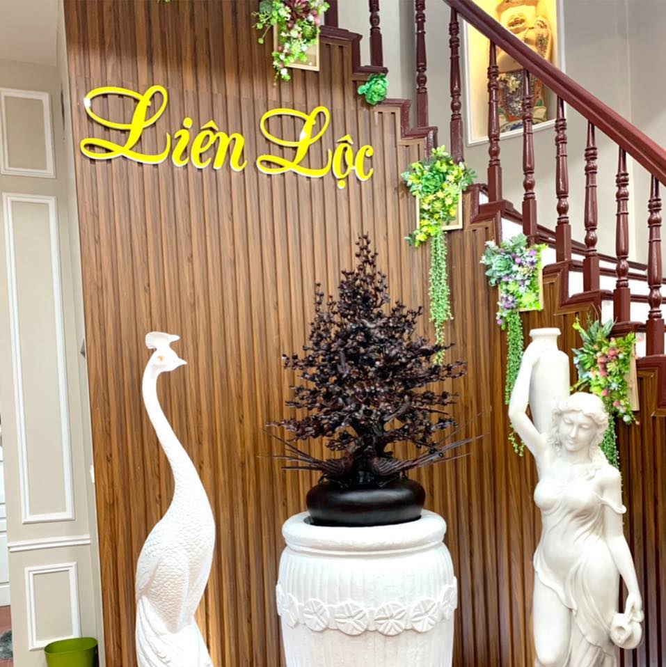 Nhà Hàng Liên Lộc