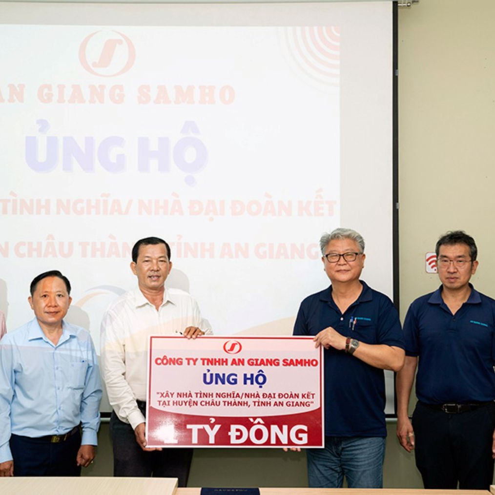 Doanh Nghiệp 100% Vốn Nước Ngoài Ủng Hộ Quỹ Vì Người Nghèo 1 Tỉ Đồng
