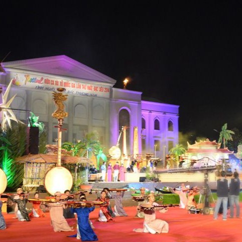 Lễ Hội Dạ Cổ Hoài Lang