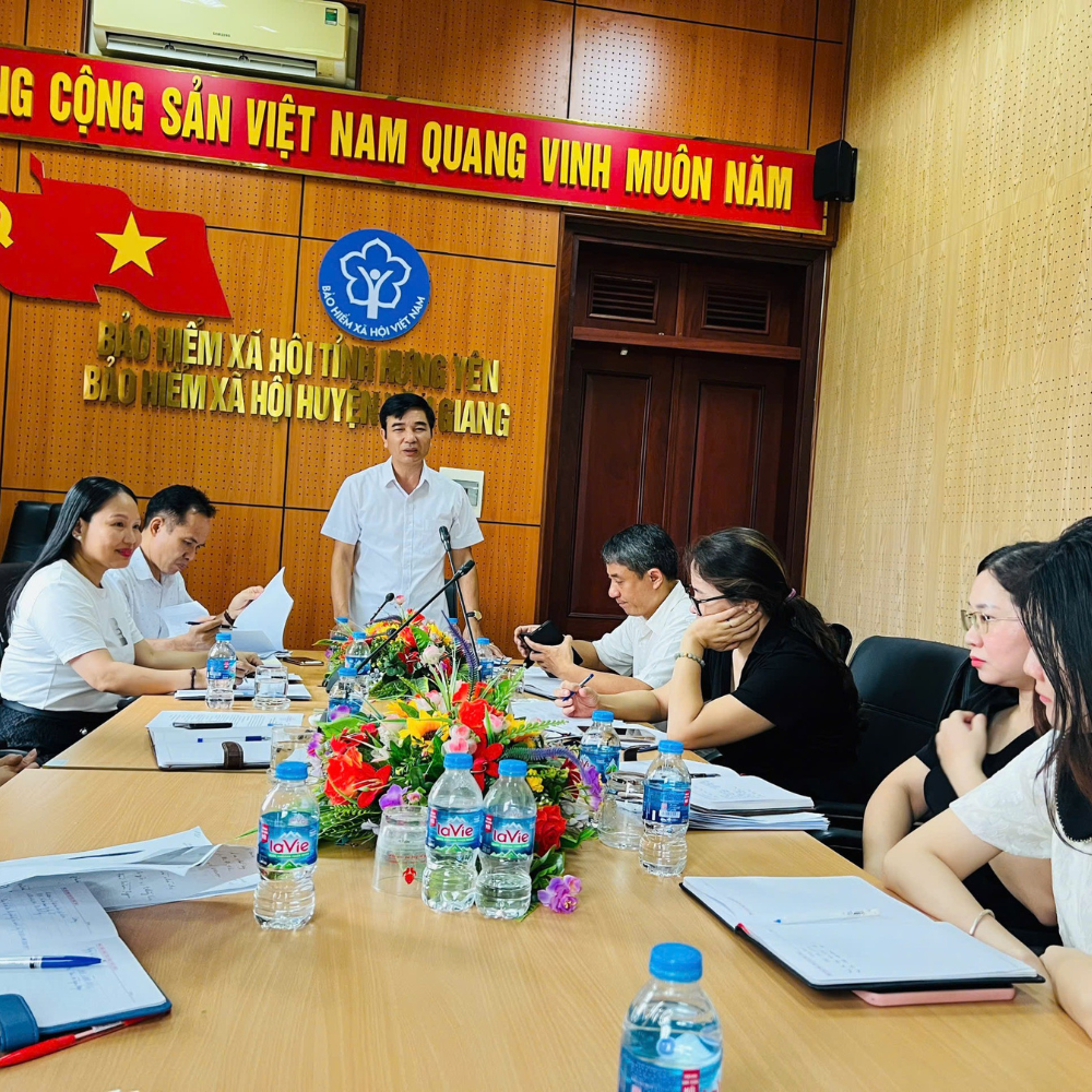 Bảo Hiểm Xã Hội Tỉnh Hưng Yên Tăng Cường Giám Sát Tình Hình Thực Hiện Nhiệm Vụ 6 Tháng Đầu Năm 2025 Tại Bảo Hiểm Xã Hội Cơ Sở Văn Giang