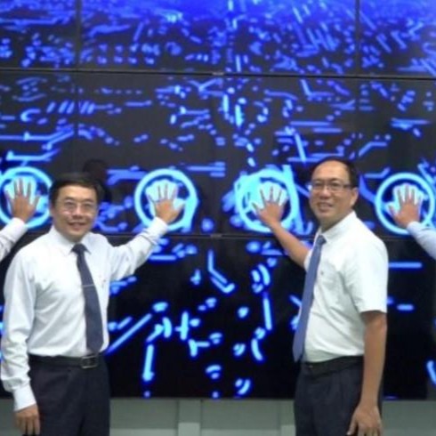 Lấy Người Dân Và Doanh Nghiệp Làm Trung Tâm Trong Chuyển Đổi Số